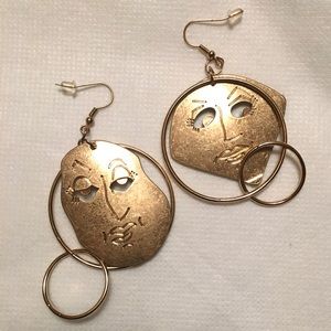 Face earrings